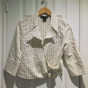Da Moda Women’s Stylish Cream Blazer with Textured Pattern and Wide Lapel